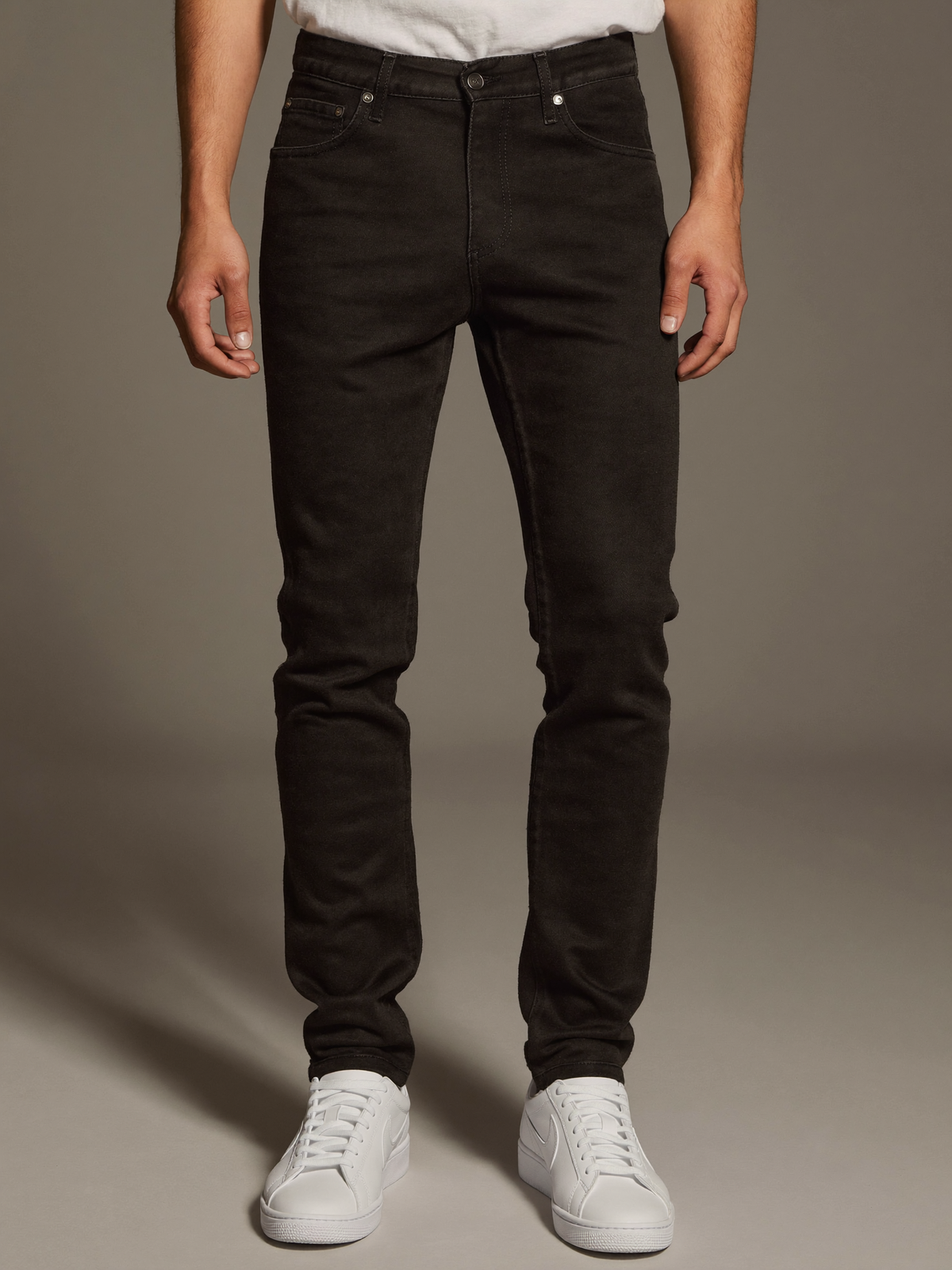 Slim Stretch Jean — Black