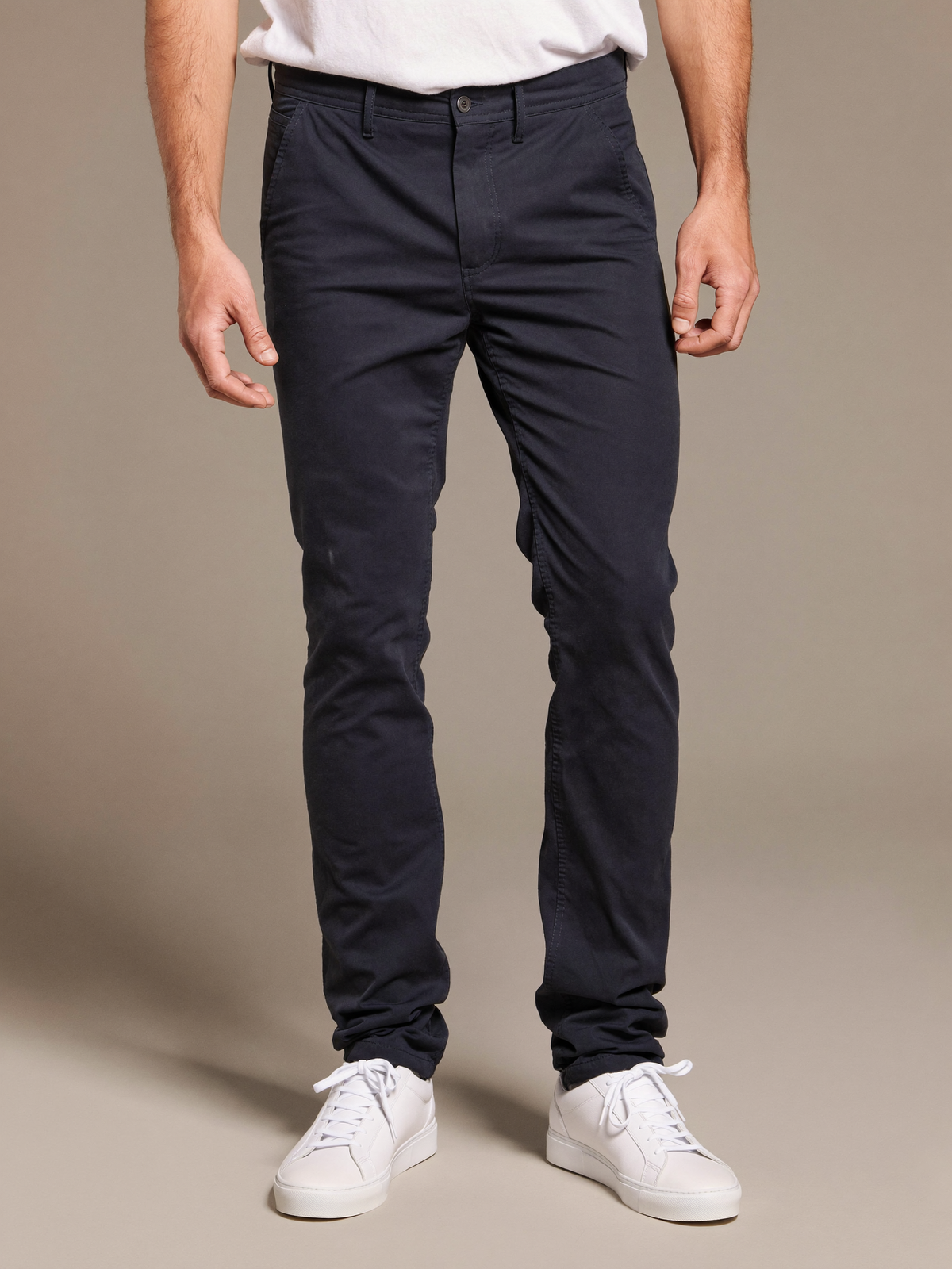 Tech Chino Pant — Navy