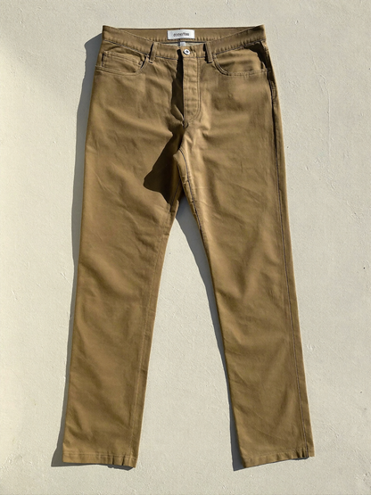 Tech Chino Pant — detail
