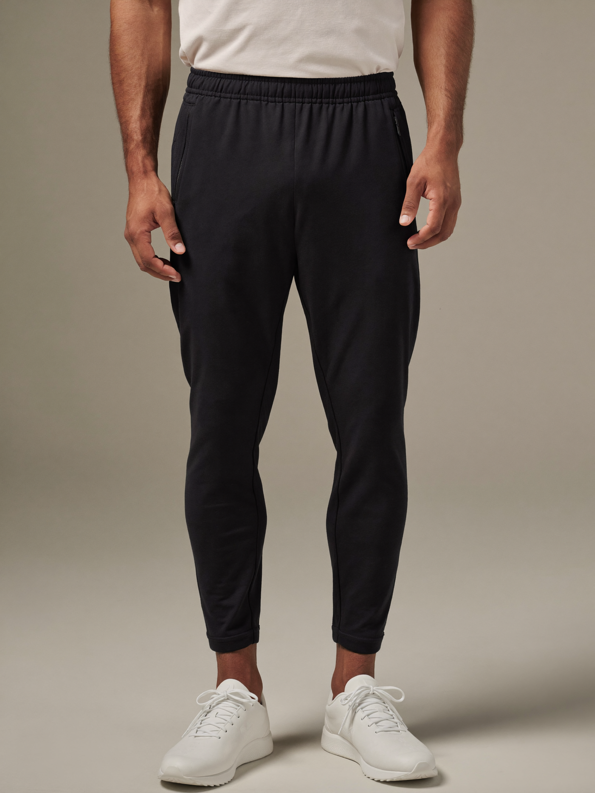 Active Jogger — Black